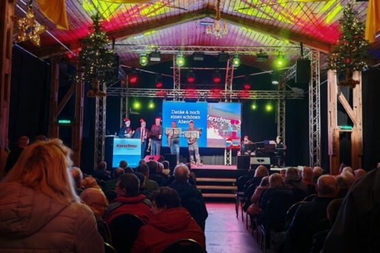 Bühne, Kerschner Weihnachtspunsch