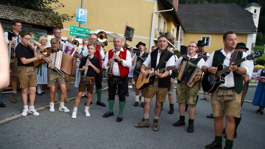 Musiker beim Gasner Musi-Kirtag
