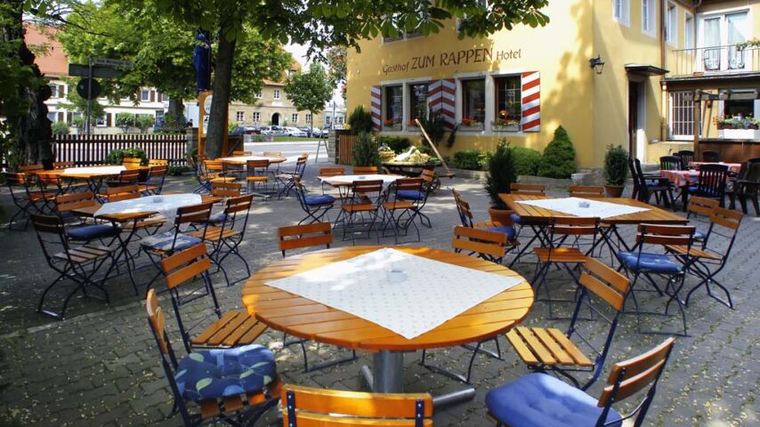 Gastgarten Hotel Rappen in Rothenburg Gastgarten Hotel Rappen in Rothenburg