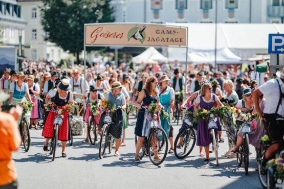Goiserer Gamsjagatage | Damen bei der Radlpirsch