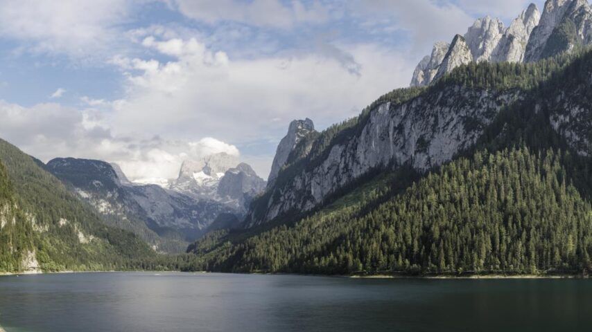 Gosausee mit Blick auf Dachstein Gosausee mit Blick auf Dachstein