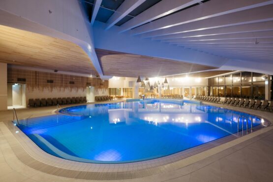 Hotel Ajda - Innenpool