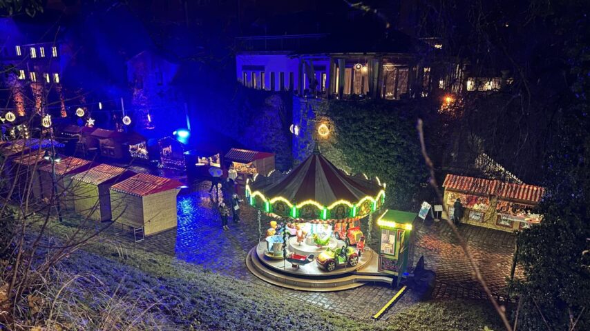 Karussell beim Winterzauber Schärding Karussell beim Winterzauber Schärding
