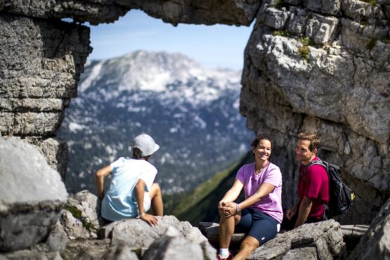 Loserfenster mit Wanderer
