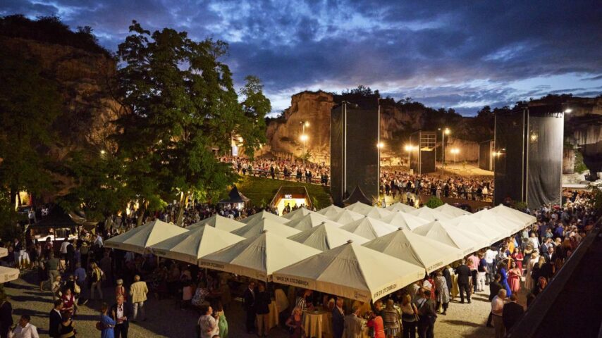 Location | Oper im Steinbruch