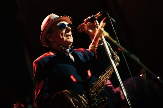 Van Morrison | Burg Clam