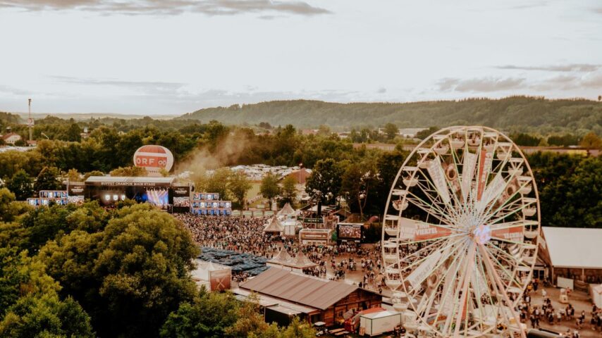 Woodstock der Blasmusik | Luftaufnahme