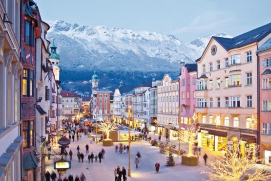 Weihnachtsmarkt in Innsbruck Weihnachtsmarkt in Innsbruck