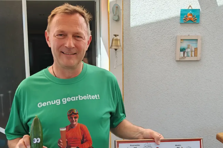 Josef Pils verlässt seinen Bürosessel