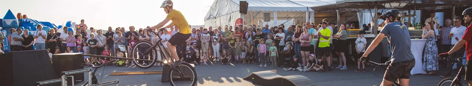 Trailshow bei Kerschner Family Day Trailshow am Kerschner Family Day mit vielen Zuschauern