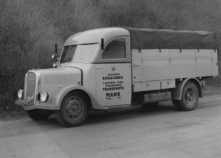 Alter Kerschner-Transporter von 1930 Alter Kerschner-Transporter von 1930